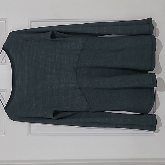 Splendid Green Round Neck Waffle Knit Flowy Hem Long Sleeve Thermal Top - Picture 7 of 7